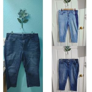 3 PAIRS of Lee Riders - Midrise Capri - Size 16